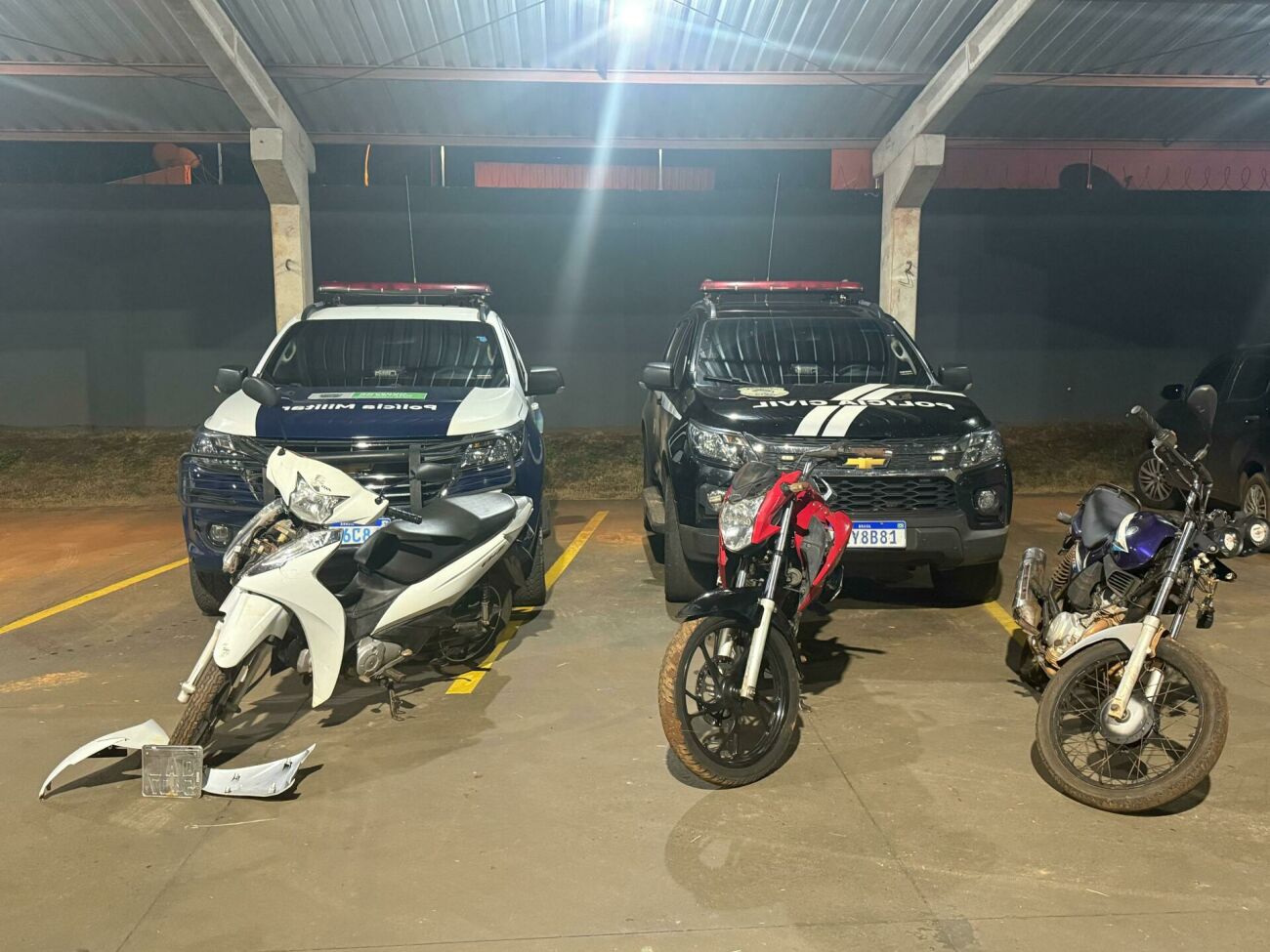 Ilustração da notícia Polícias Civil e Militar de Costa Rica recuperam três motos furtadas e prendem envolvidos durante Operação Força Total da MS Todo dia